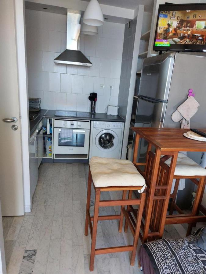 Apartment Ajaccio Vue Imprenable Appt 3 P Pour 4 Ou 5 Personnes Sanguinaires 300m Plages Et Merpersonnes